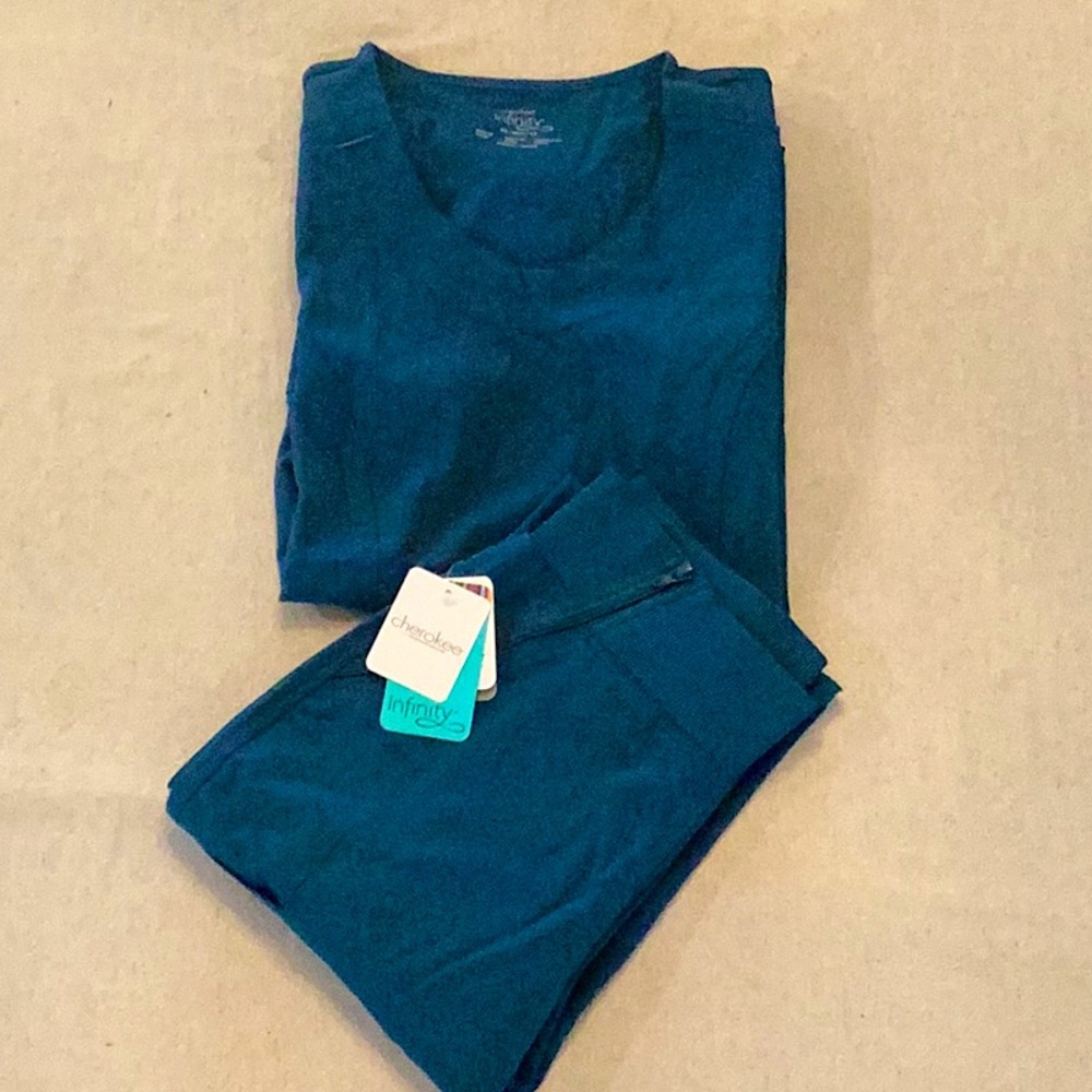 Infinity by Cherokee Women’s Scrubs Caribbean Blue